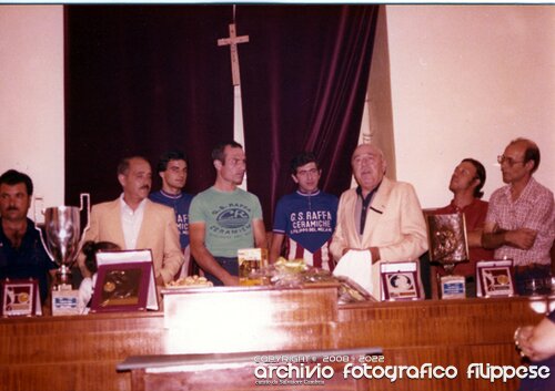 Sala consiliare di S.Filippo - premiazione di Nicola Siracusa  1